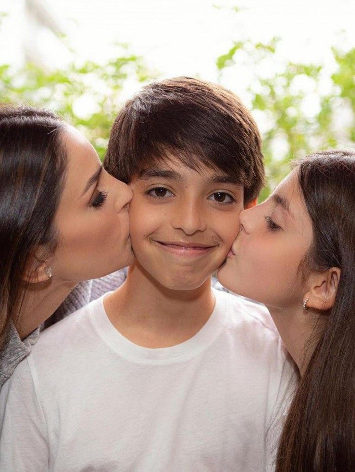 Carol Celico e os filhos Lucas e Isabella