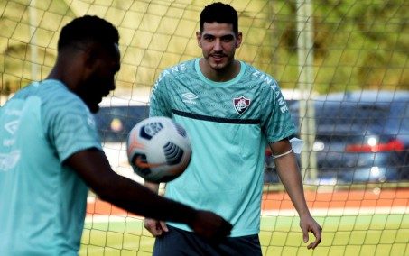Jorge Jesus pediu zagueiro do Fluminense ao Benfica