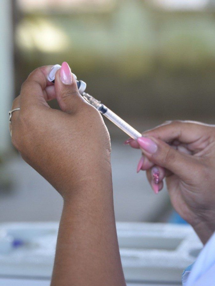 Israel foi um dos primeiros pa&iacute;ses a iniciar a campanha de vacina&ccedil;&atilde;o em larga escala, em dezembro de 2020