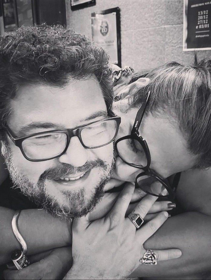 Marido da atriz Carla Daniel morre ao cair da Pedra do Arpoador: 'estou com o cora&ccedil;&atilde;o partido'