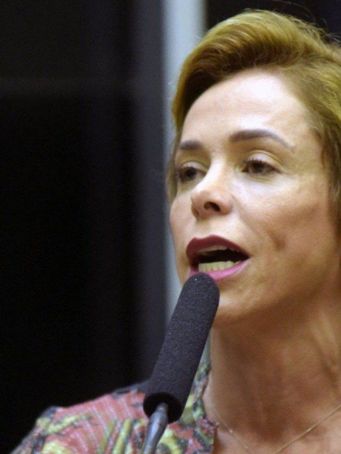 'Se n&atilde;o for preso, n&atilde;o vai poder sair nas ruas j&aacute; j&aacute;', disse em indireta ao presidente