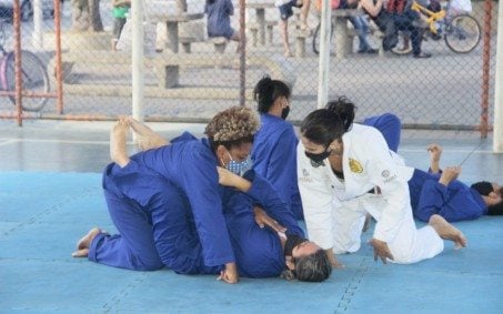 Pela libertação e empoderamento das mulheres iguaçuanas