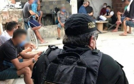 Dezessete pessoas em situação de trabalho escravo são resgatadas no Ceará