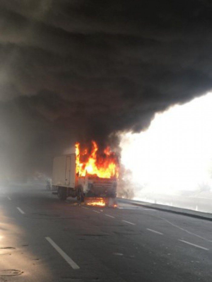 Via segue interditada para a atuaÃ§Ã£o do Corpo de Bombeiros