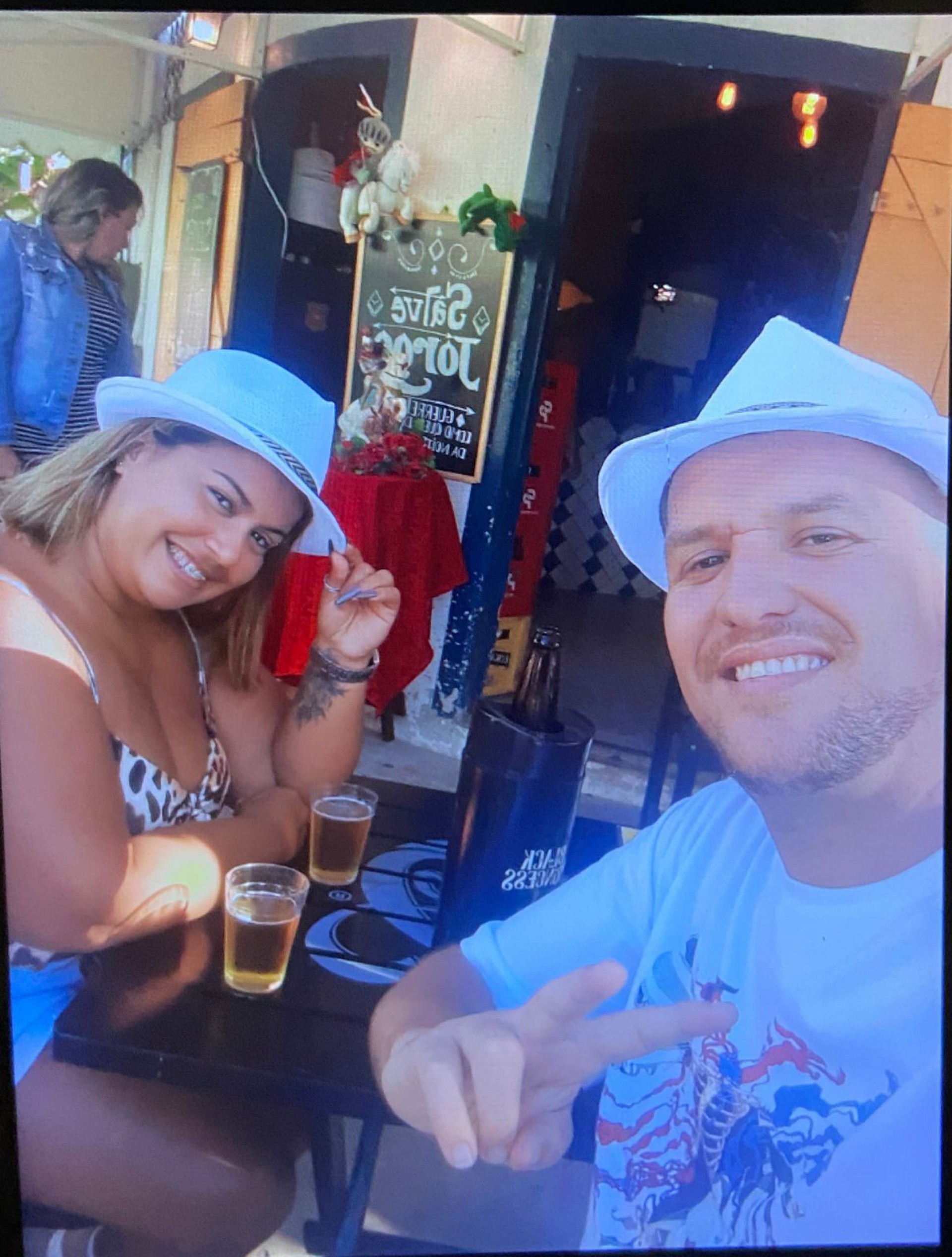 Adriano e Ver&ocirc;nica, o casal de criminosos alvo da delegacia de Jurujuba (Niter&oacute;i)