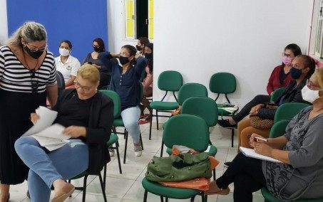 Curso de Libras é oferecido à servidores de Iguaba Grande