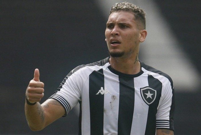 Rafael Navarro não ficará no Botafogo em 2022