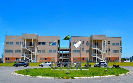 Universidade Rural tem vagas para professores em Nova Iguaçu