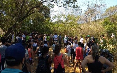 Guarda Ambiental ajuda em ação de reflorestamento no Parque Natural de Nova Iguaçu