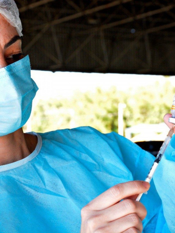 Confira a programação de vacinação contra covid-19 em Volta Redonda