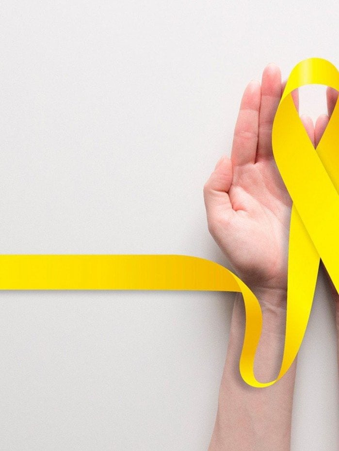 A campanha deste ano tem o lema 'Agir salva vidas', alertando que uma conversa amiga, permeada de apoio e elogios sinceros, é capaz de evitar uma tragédia