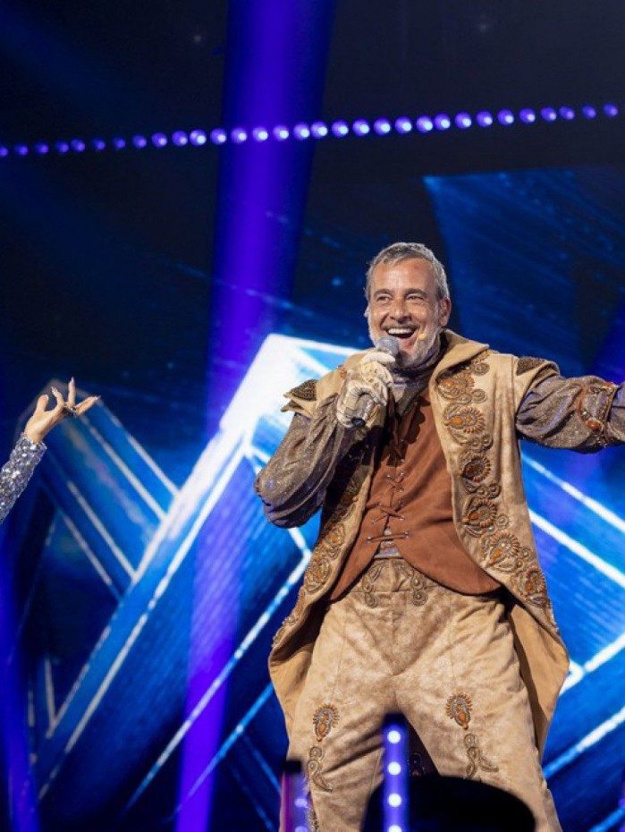 Alexandre Borges &eacute; desmascarado no 'The Masked Singer' e revela ser a On&ccedil;a-Pintada