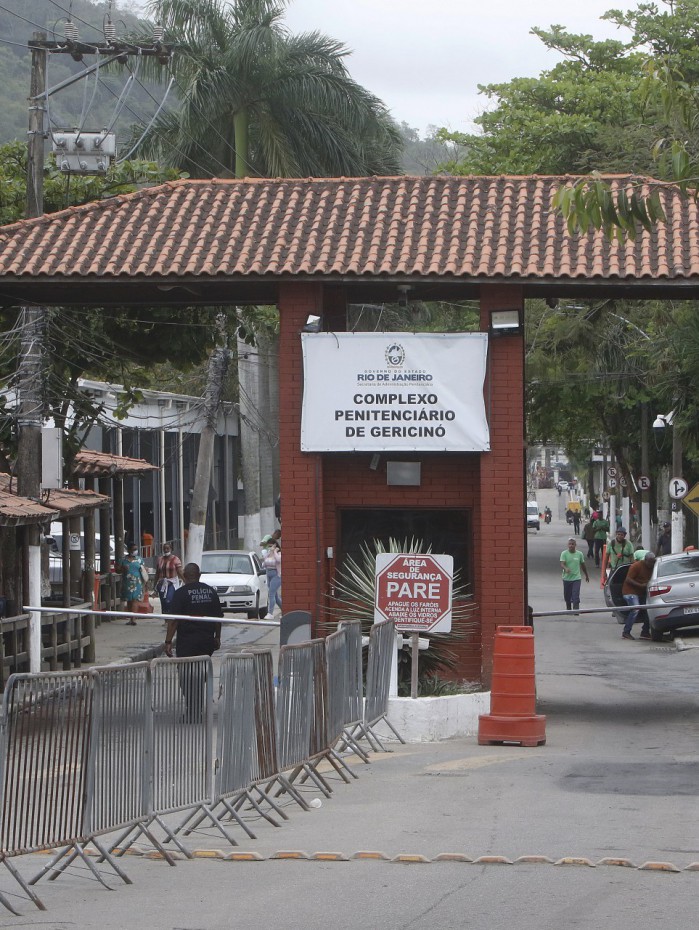Fachada do Complexo Penitenci&aacute;rio de Gericin&oacute;, em Bangu, Zona Oeste do Rio