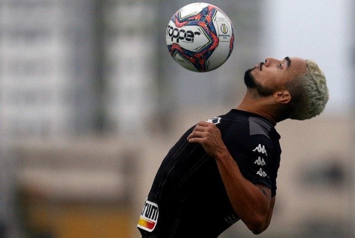 Rafael está em período de readaptação para poder estrear pelo Botafogo