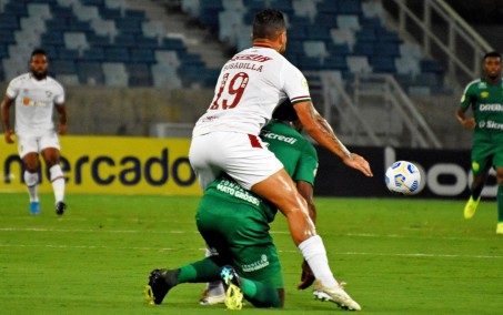 Fluminense bobeia e fica apenas no empate com o Cuiabá