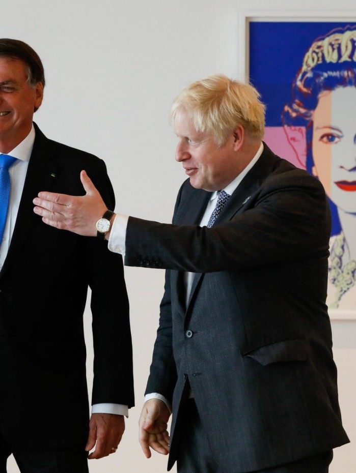 20/09/2021 - Encontro com o Primeiro Ministro do Reino Unido, Boris Johnson (Nova Iorque - EUA, 20/09/2021) Presidente da Rep&uacute;blica Jair Bolsonaro, durante encontro com o Primeiro Ministro do Reino Unido, Boris Johnson. Foto: Alan Santos/PR