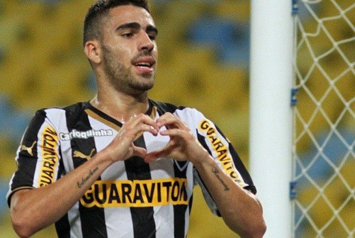 Gabriel durante passagem pelo Botafogo