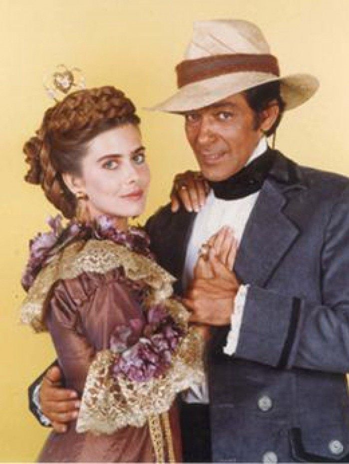 Atores Gracindo Jr. e Maitê Proença em cena da novela Dona Beija.