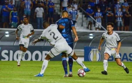 Kanu classifica atuação na derrota para o CSA como uma das piores do Botafogo na Série B