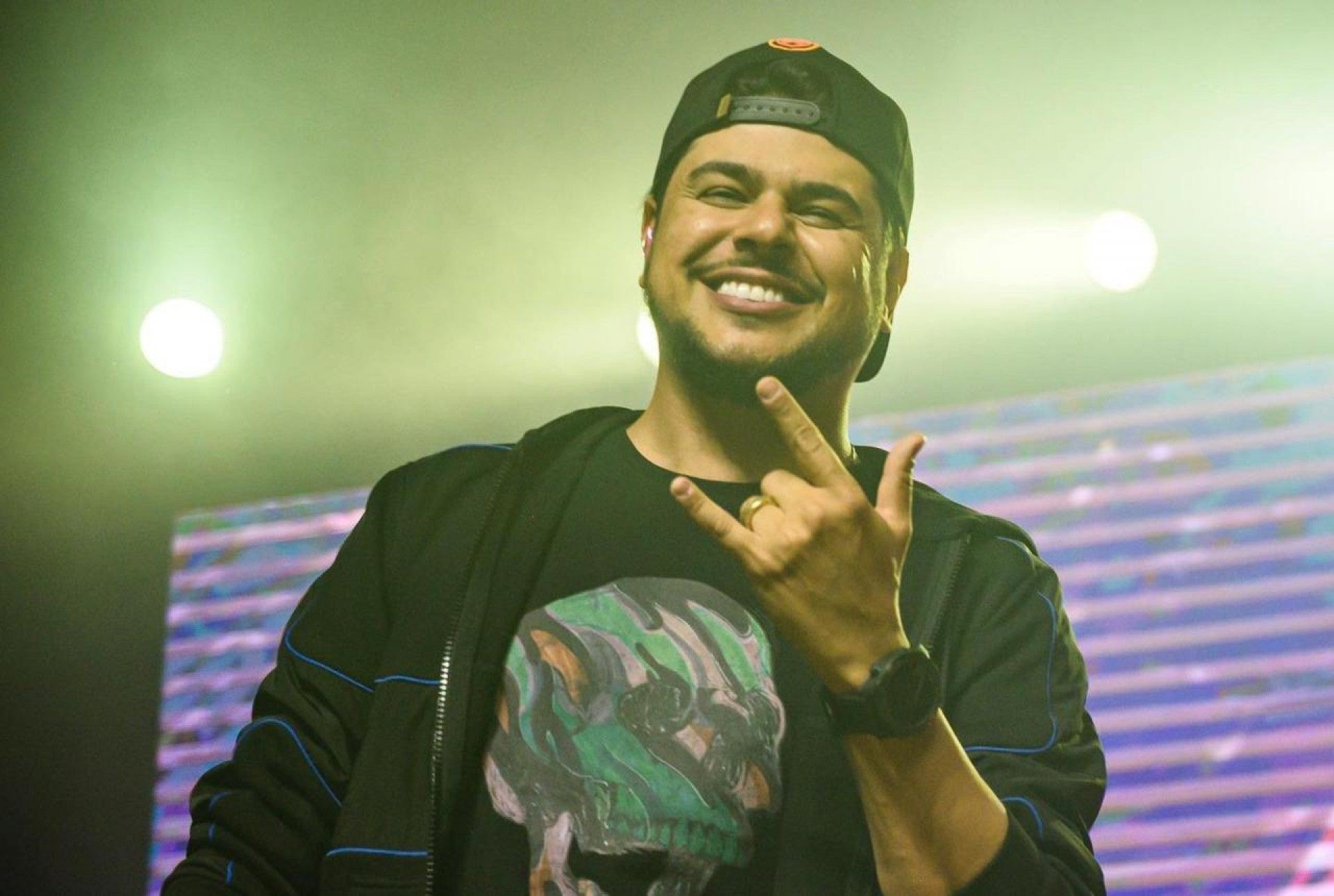 A dupla sertaneja lançará em outubro o álbum 'Chaaama' - Ale Santos e Diego Nata