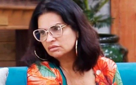 Solange Gomes pode ter carro penhorado por causa de 'calote' em escola