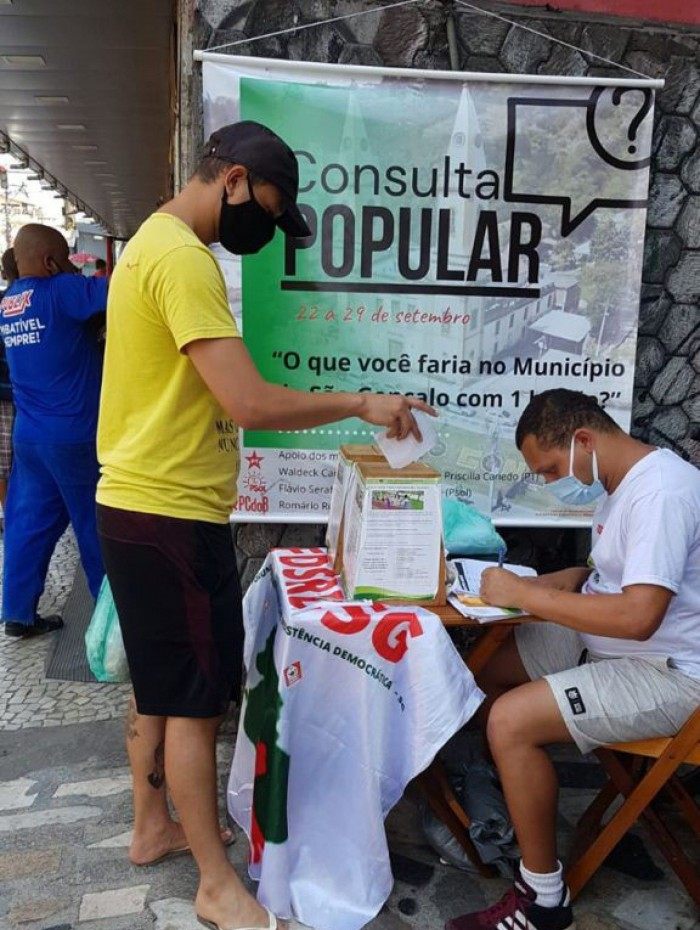 De acordo com o Fórum, no item segurança, a população se dividiu entre segurança urbana, violência contra a mulher e LGBTQIA+.