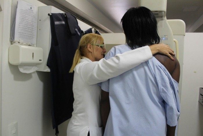 Mulheres de Nova Iguaçu poderão realizar exames de ultrassonografia e mamografia neste mês.