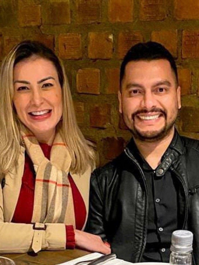 Ex-marido de Andressa Urach avisa que modelo não trabalhará em boate