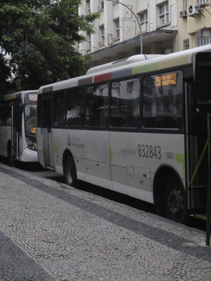 Rodovi&aacute;rios do munic&iacute;pio do Rio decidiram entrar em greve por tempo indeterminado.