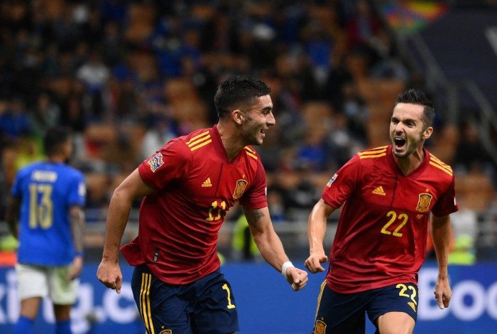 Ferran Torres fez um dos gols da vitória da Espanha sobre a Itália no San Siro
