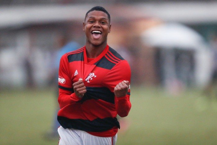 Matheus França, meia do Flamengo