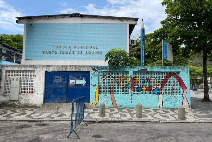 Absorventes serão doados para escola municipal no Leme