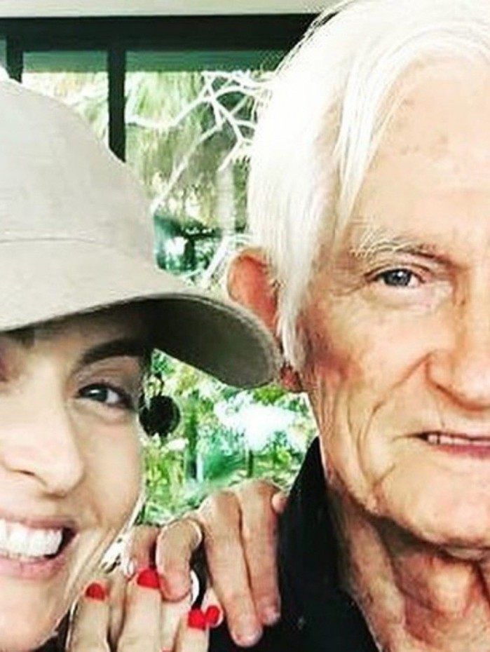 Ang&eacute;lica e o pai, Francisco