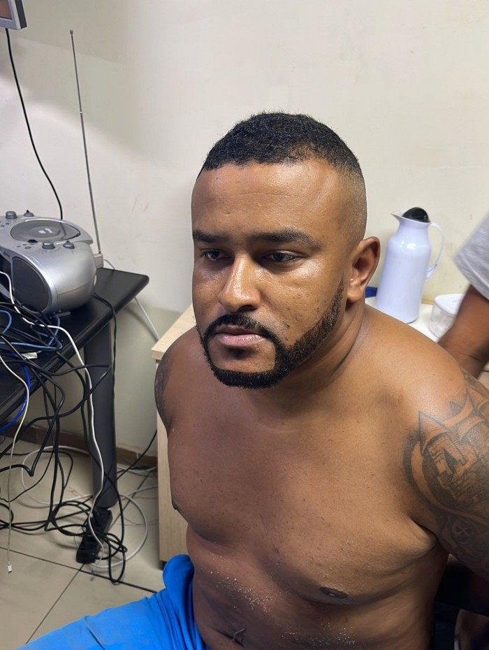 Segundo a pol&iacute;cia, Anderson Luiz da Silva, o Bambam, torturou morador que foi acusado injustamente pelo tr&aacute;fico de envolvimento no caso 