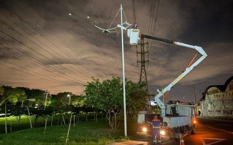Prefeitura de Nova Iguaçu troca iluminação da Via Light no trecho que corta o município