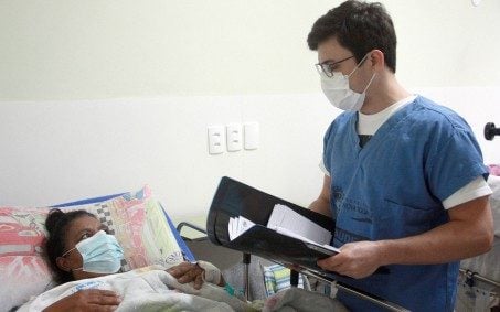 Médicos contam suas rotinas nos hospitais municipais de Nova Iguaçu