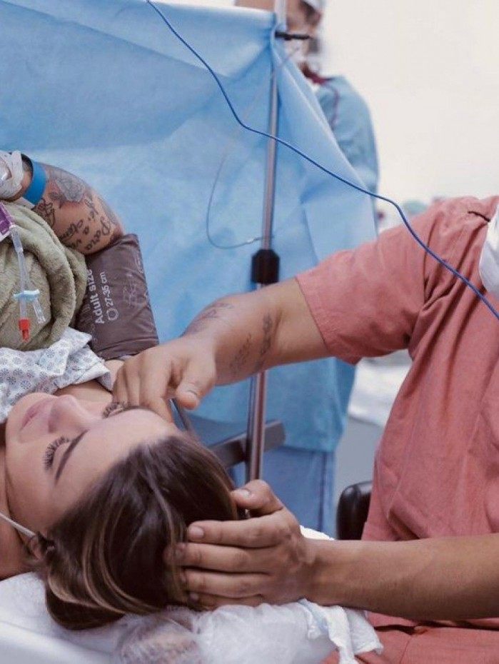 Nasce Helena, filha de Cynthia Luz e Froid