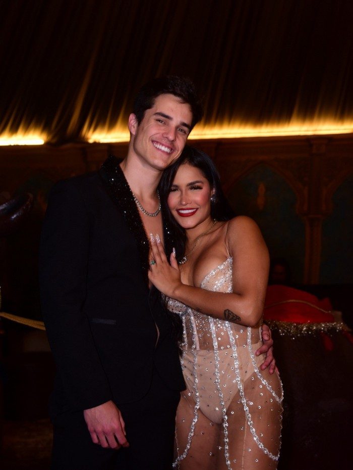 Flay e o namorado, Pedro Maia