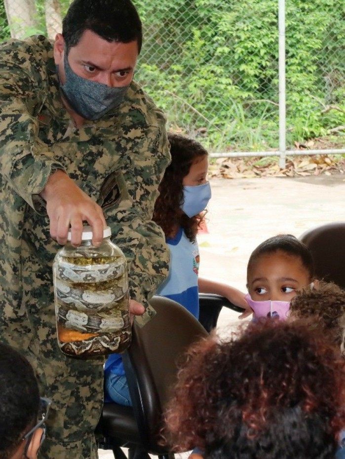 A GM, através do Gere, em parceria com o Comando de Polícia Ambiental (CPAm), realizou atividades com 40 alunos da rede municipal.