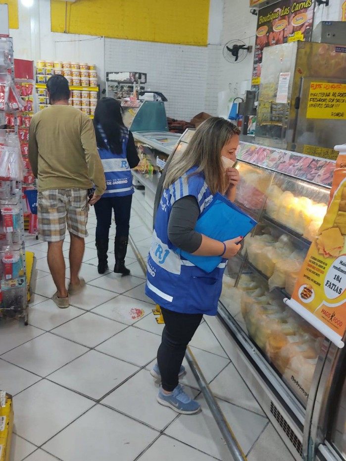 Problemas estruturais e ausÃªncia de cartazes obrigatÃ³rios tambÃ©m foram identificados