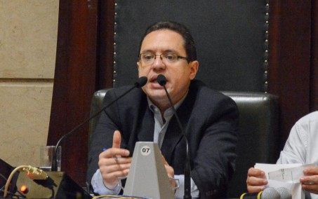 'Nossa cidade é muito ineficiente quando o assunto é acesso ao tratamento contra o câncer'