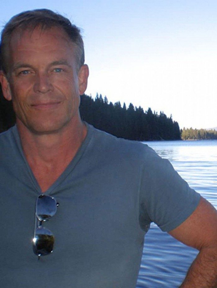 Diretor assistente de 'Rust', Dave Halls confessa não ter inspecionado ...