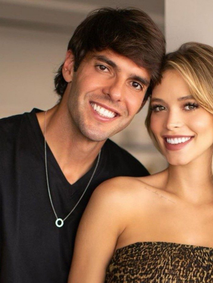 Modelo brinca sobre desejo de ter mais filho com o marido, Kaká