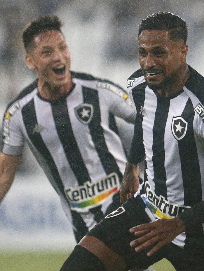 Diego Goncalves.Botafogo x Confianca pelo Campeonato Brasileiro Serie B no Estadio Nilton Santos. 03 de Novembro de 2021, Rio de Janeiro, RJ, Brasil. Foto: Vitor Silva/Botafogo. .Imagem protegida pela Lei do Direito Autoral Nº 9.610, DE 19 DE FEVEREIRO DE 1998. Sendo proibido qualquer uso comercial, remunerado e manipulacao/alteracao da obra..