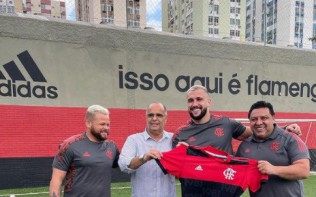 Atleta do Flamengo admite flagra de policiais durante ato sexual: 'Estava sentando gostosinho'