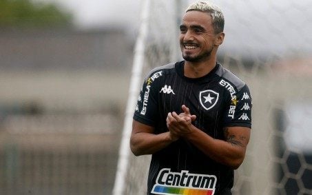 Rafael destaca momento no Botafogo, lamenta lesão, mas projeta volta: 'Estou adiantado''