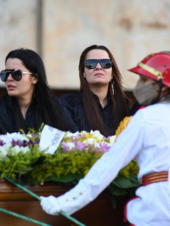 Maraisa comove a web em publica&ccedil;&atilde;o sobre a morte de Mar&iacute;lia Mendon&ccedil;a