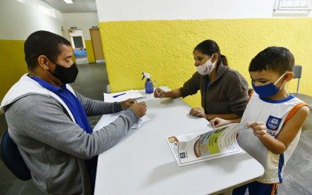 Mais cinco escolas retomam aulas presenciais em Nova Iguaçu