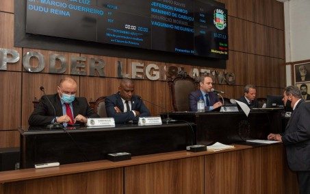 Câmara de Nova Iguaçu presta homenagem a servidor falecido