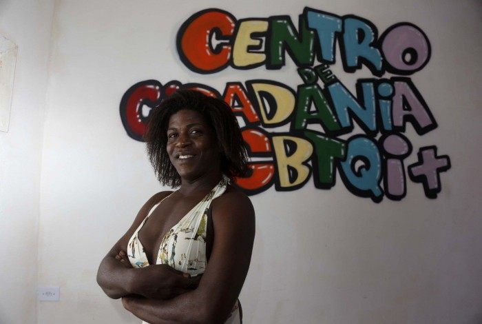 Fernanda Telles no Centro de Cidadania LGBTI (CCLGBTI) da Maré